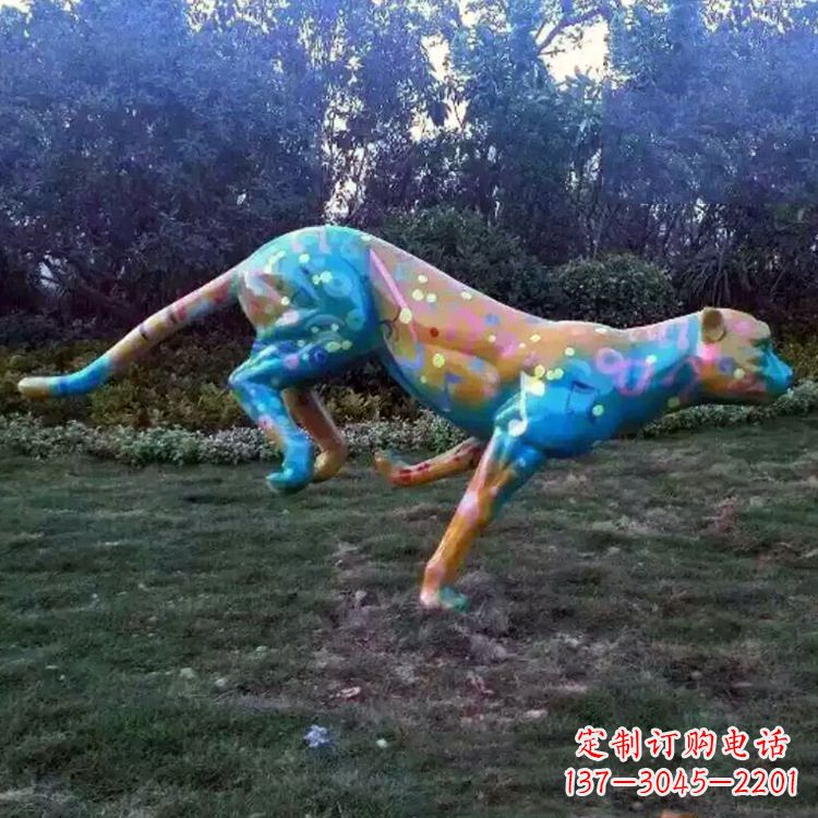 太原玻璃钢彩绘豹子雕塑艺术精美动物摆件