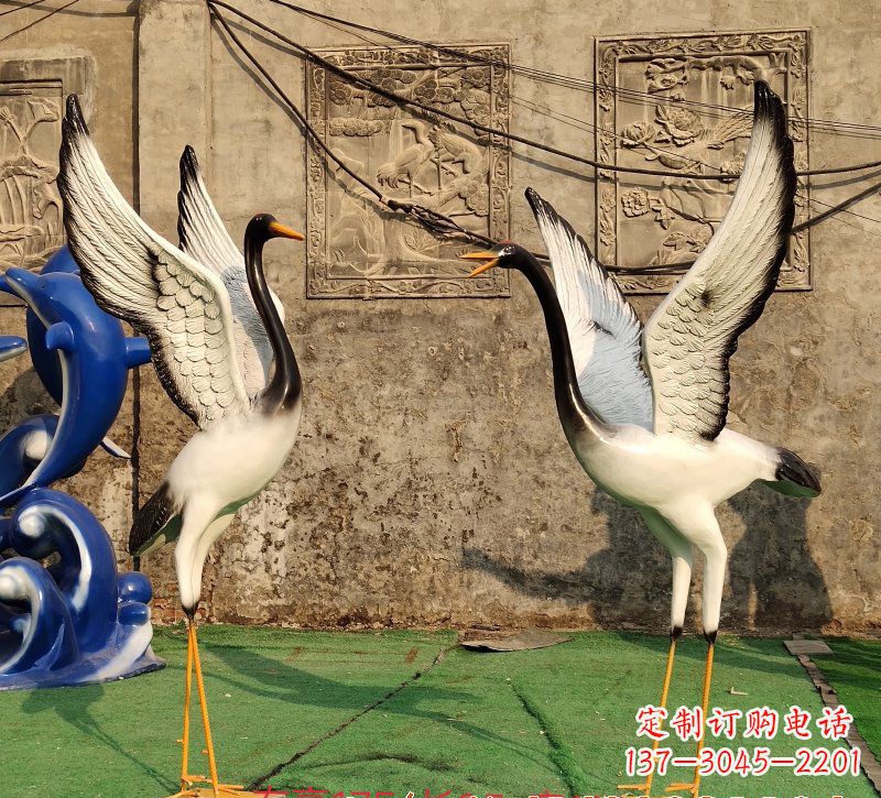太原玻璃钢对望仙鹤雕塑