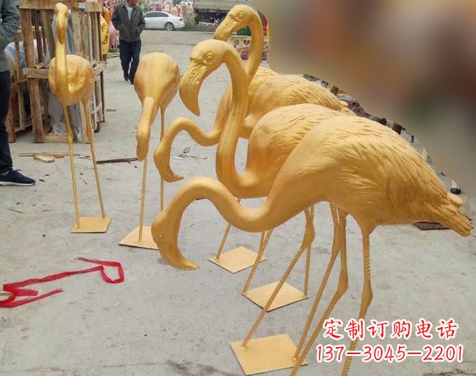 太原玻璃钢仿铜火烈鸟雕塑