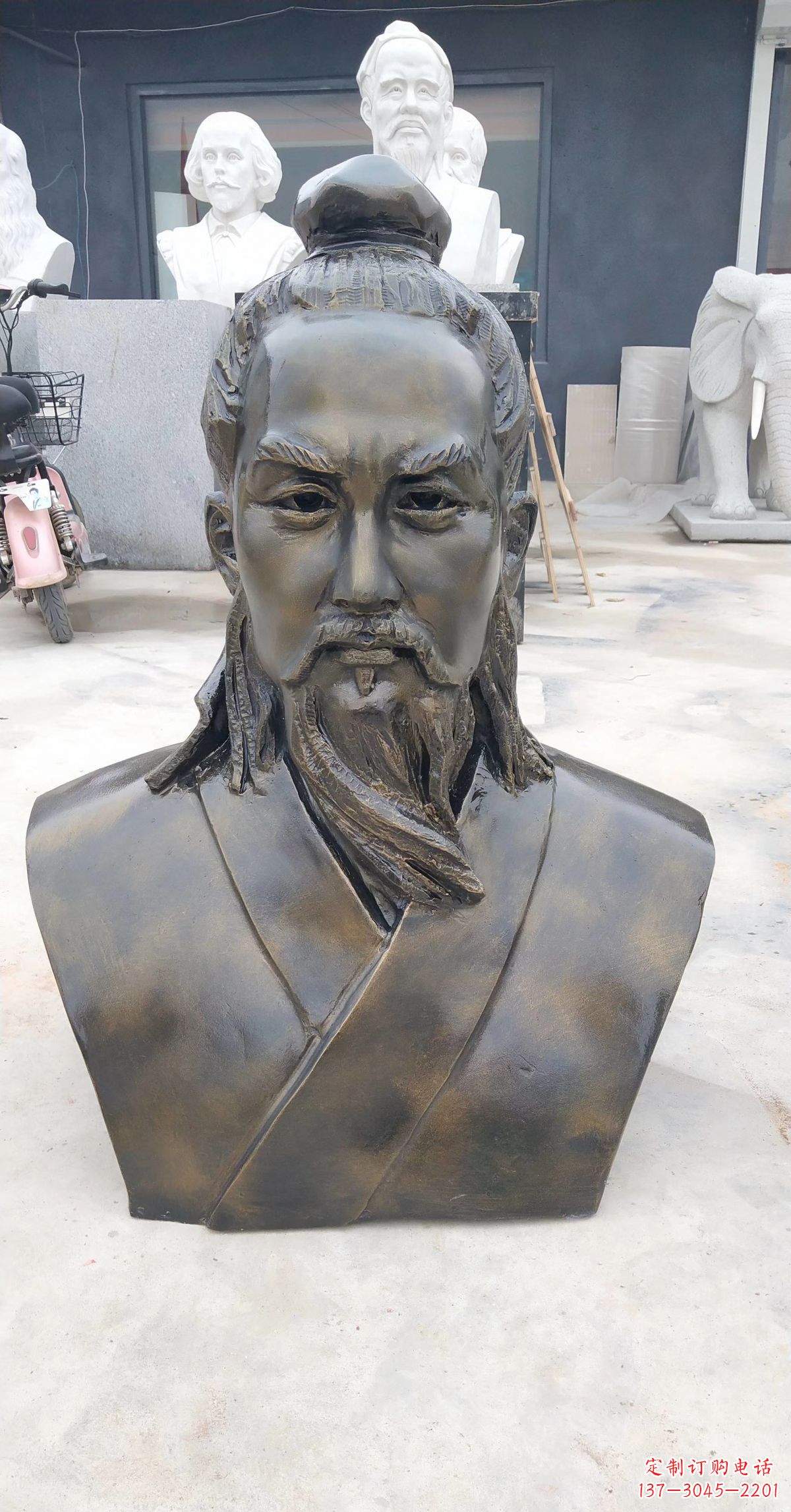太原玻璃钢仿铜鲁班头像雕塑