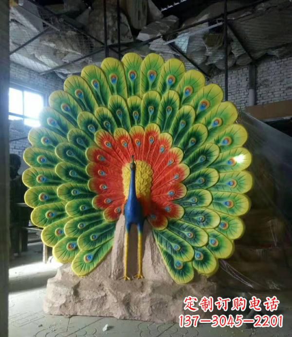 太原玻璃钢仿真动物孔雀雕塑