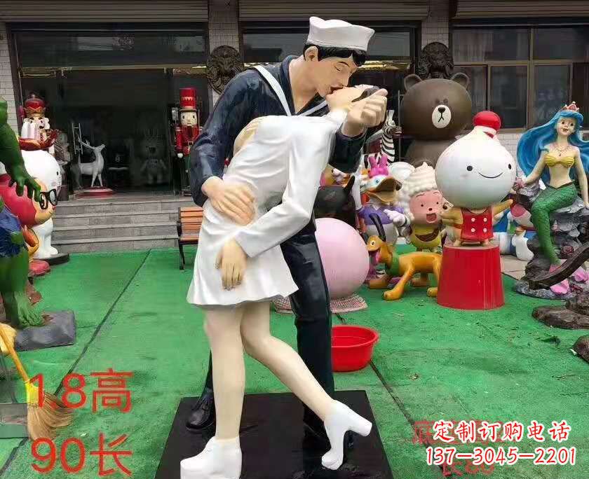 太原玻璃钢仿真亲吻情侣雕塑婚庆景观雕塑
