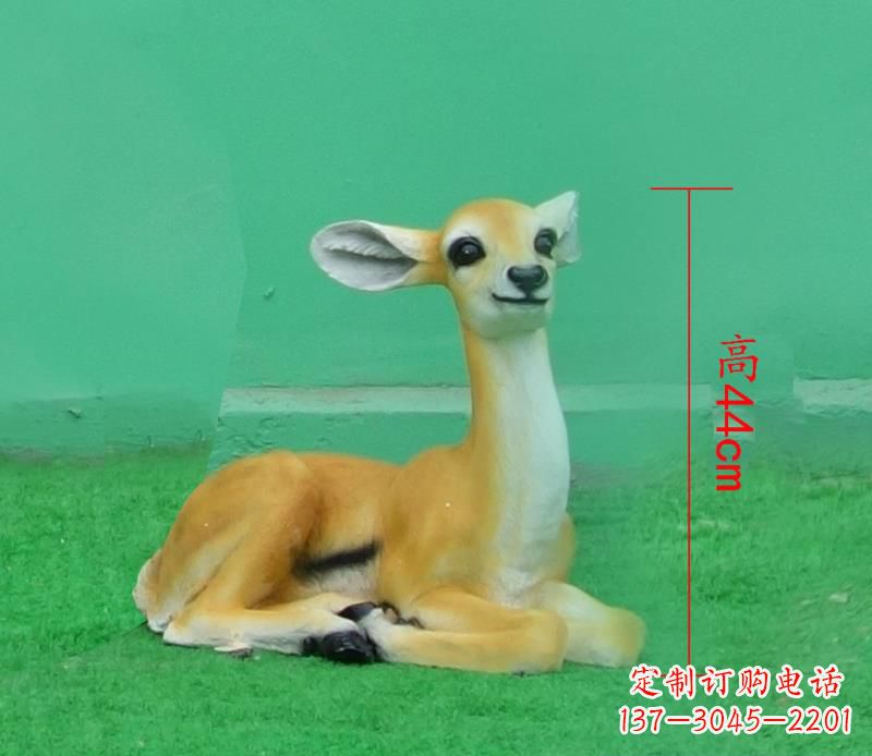 太原玻璃钢公园仿真动物羚羊雕塑