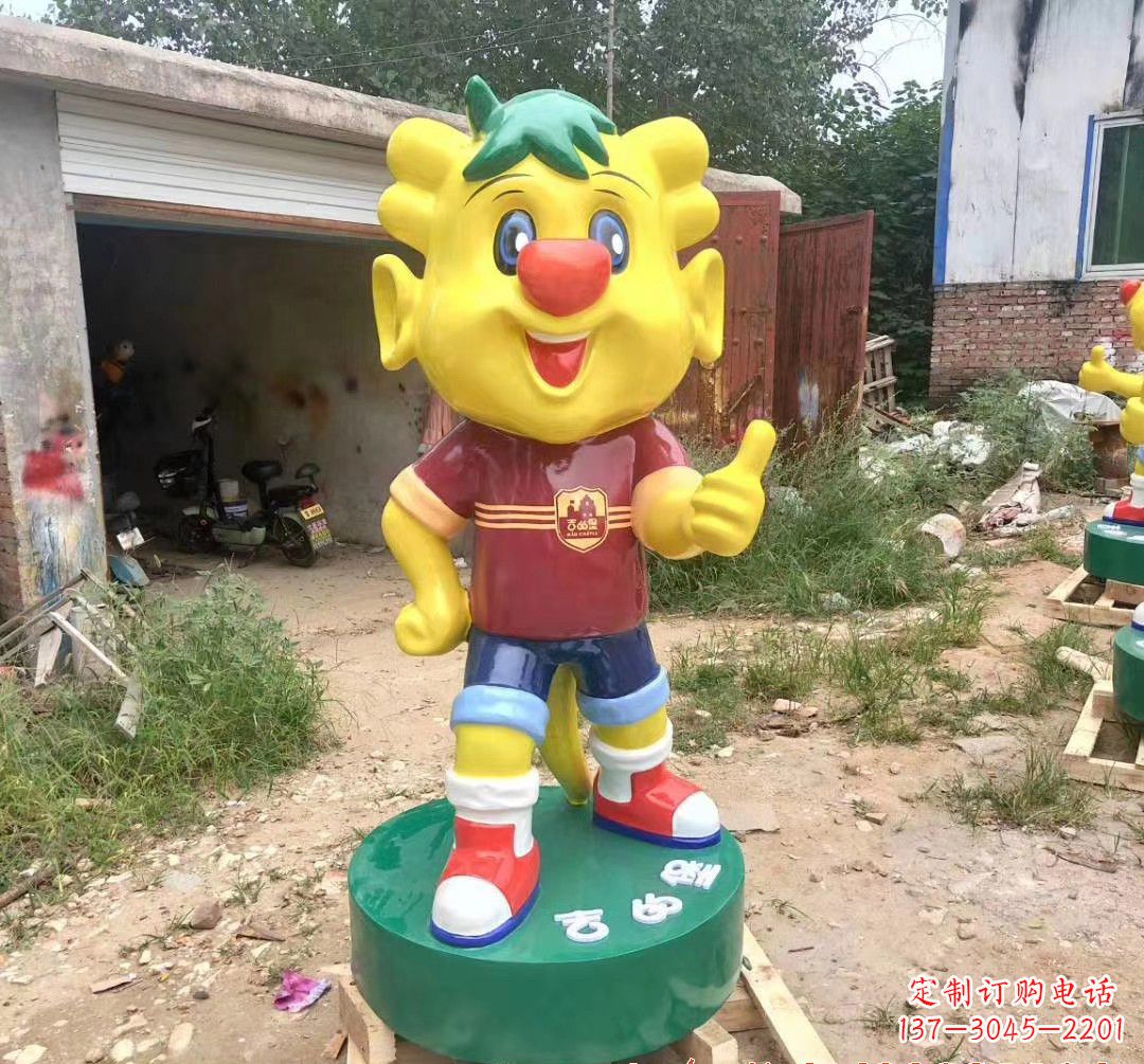 太原玻璃钢卡通小牛雕塑