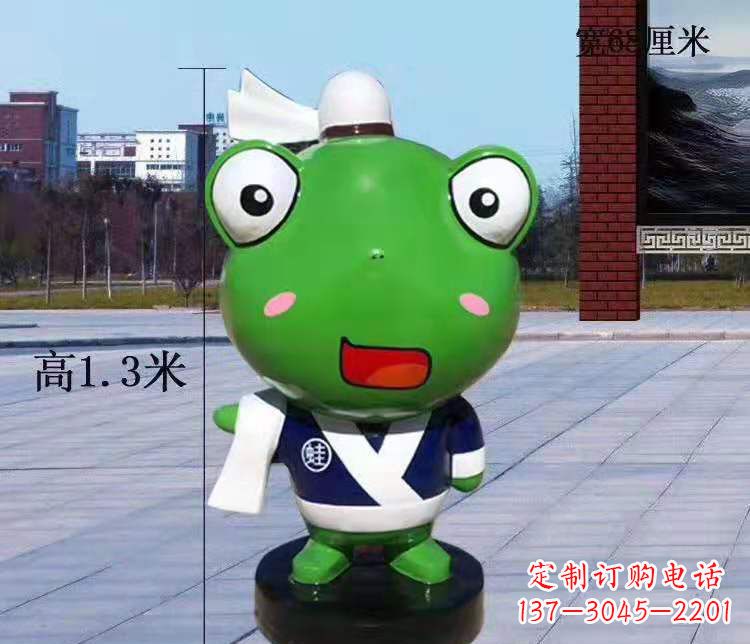太原玻璃钢卡通小青蛙雕塑公园景观雕塑