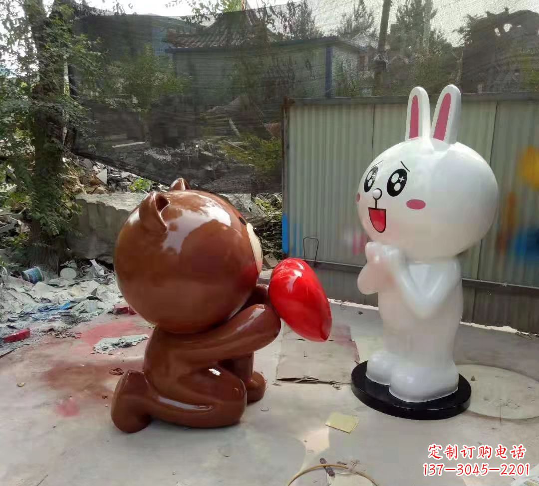 太原玻璃钢卡通熊猫雕塑公园卡通动物雕塑