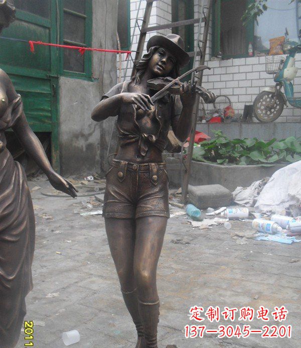太原美丽的玻璃钢女性雕塑