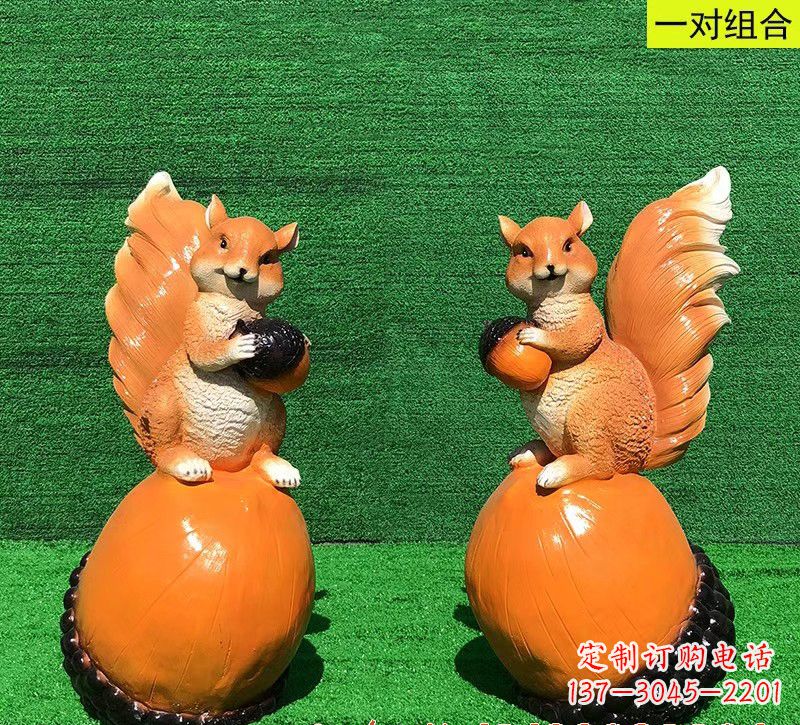 太原玻璃钢松鼠雕塑
