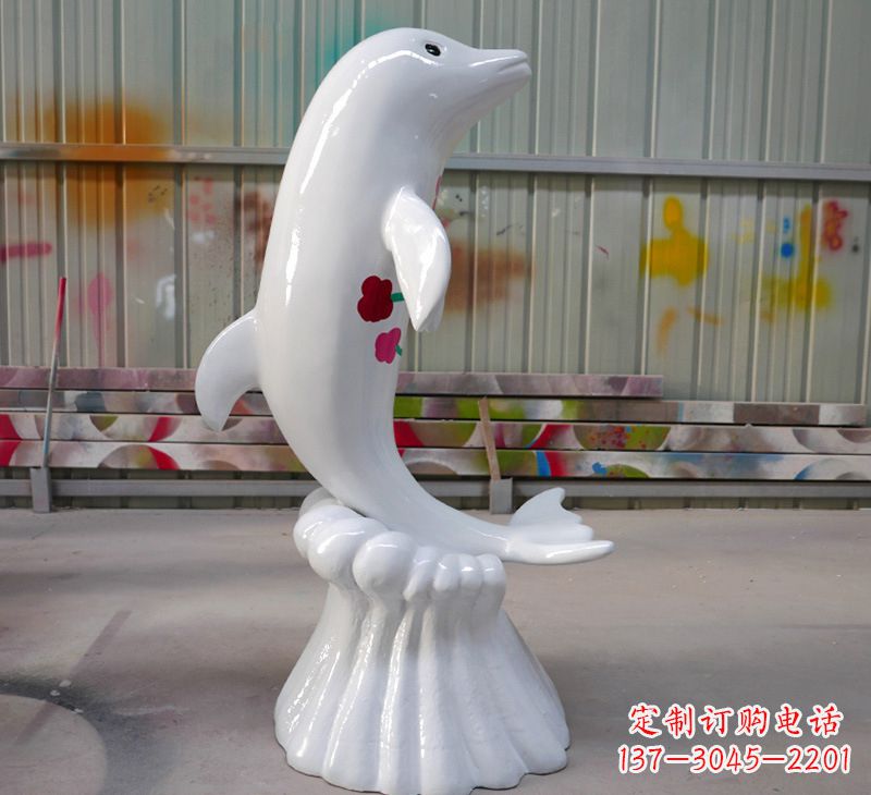 太原玻璃钢戏水海豚景观标识