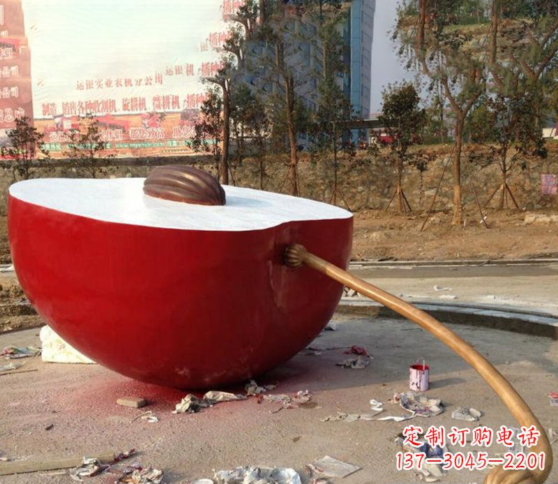 太原不锈钢半块苹果雕塑——传承古老文化的艺术品