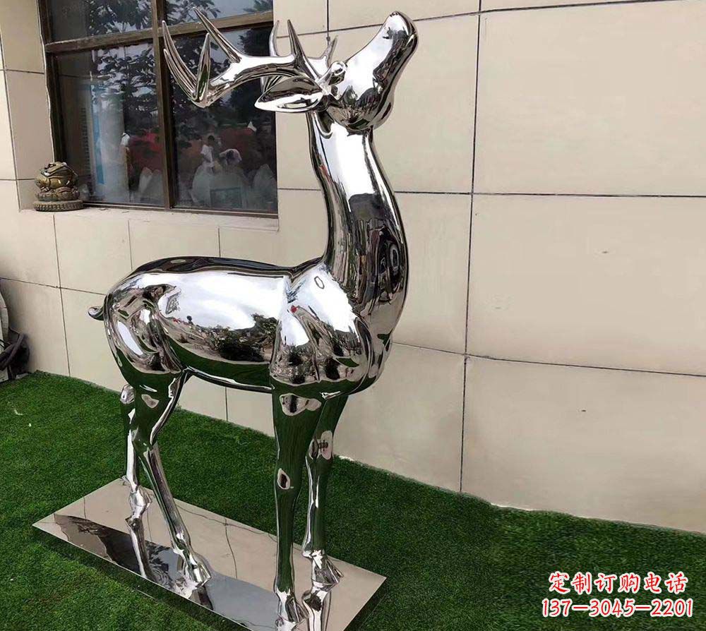 太原不锈钢别墅镜面小鹿雕塑