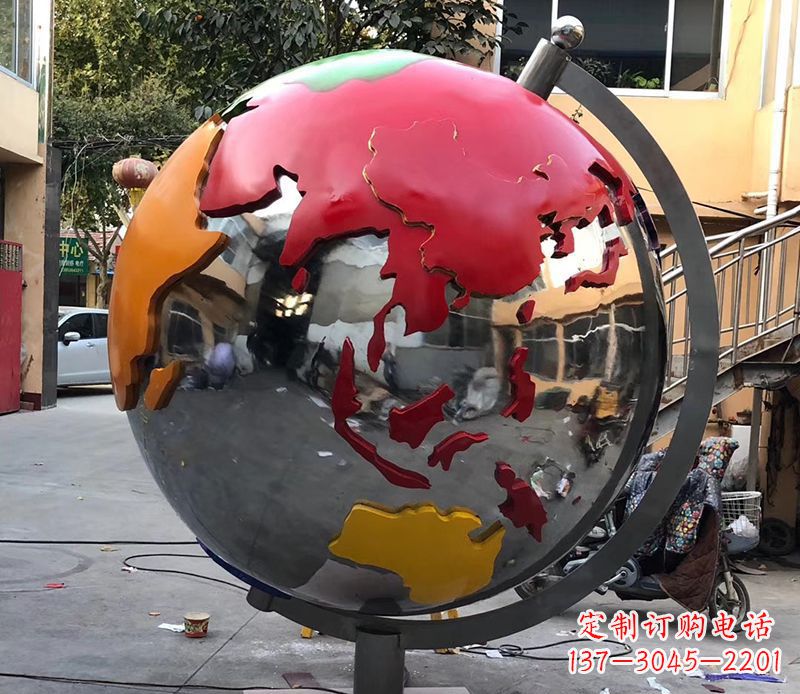 太原不锈钢彩绘地球仪雕塑
