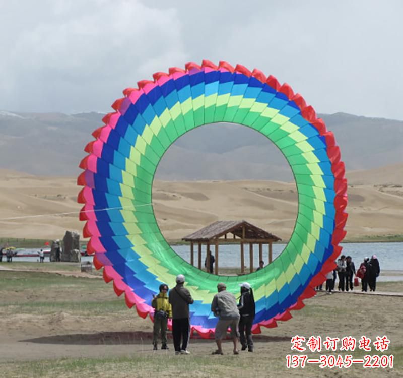 太原不锈钢彩色圆环雕塑——精致的艺术瑰宝
