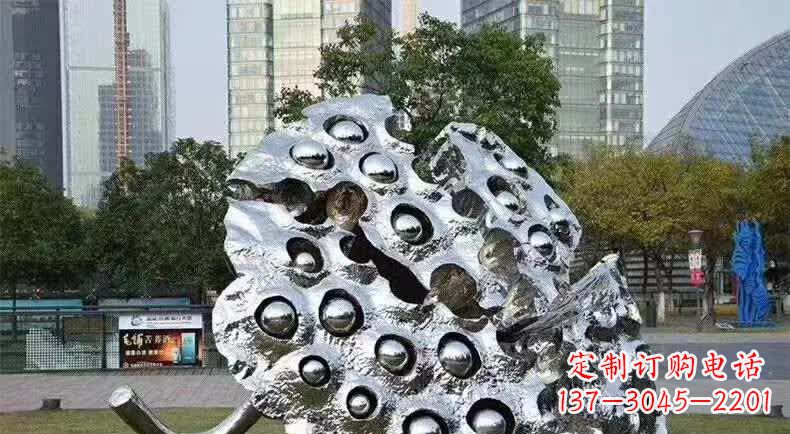 太原不锈钢城市的莲蓬雕塑