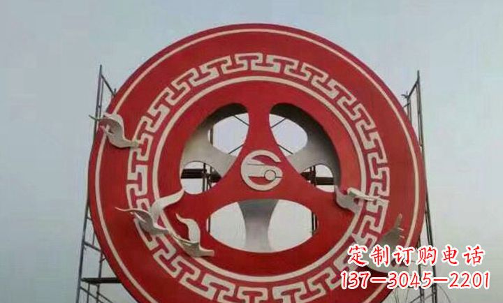 太原不锈钢齿轮雕塑象征着时代进步