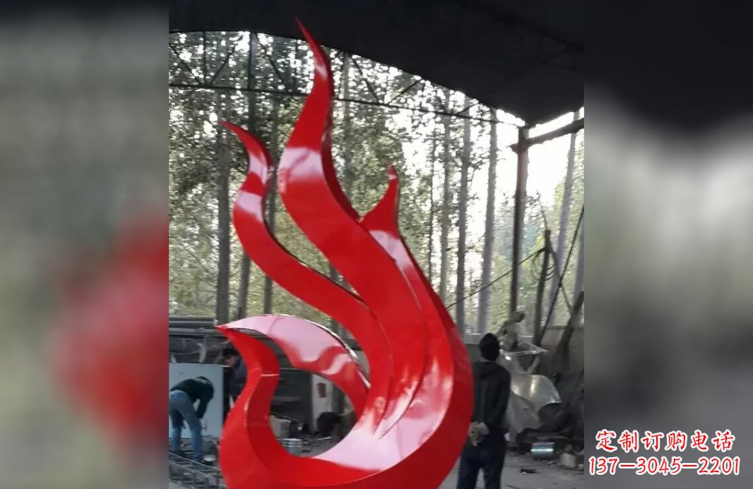 太原不锈钢凤凰雕塑美轮美奂