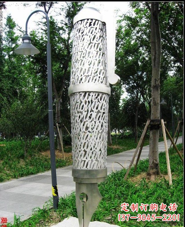 太原不锈钢钢笔雕塑艺术与科技的完美结合