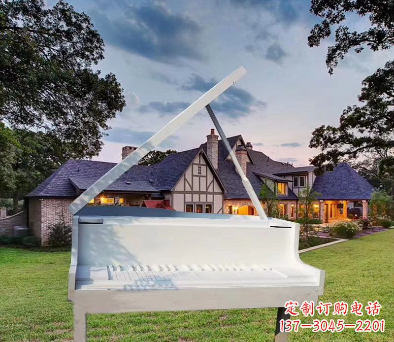 太原钢琴雕塑——点缀广场景观