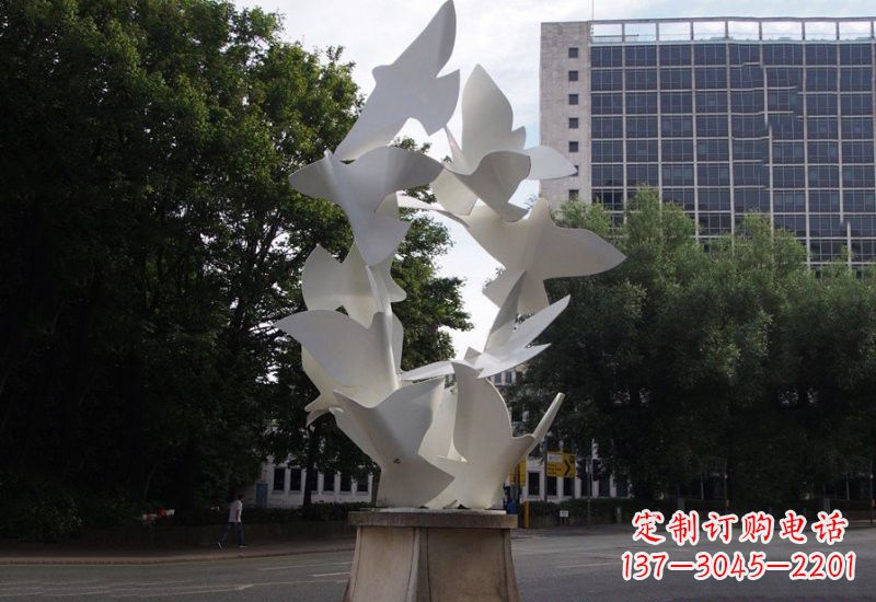 太原美丽而宁静的不锈钢和平鸽雕塑