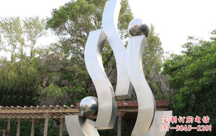 太原不锈钢飘带雕塑美化小区景观