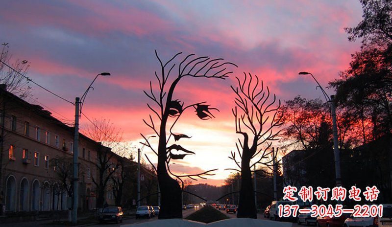 太原不锈钢人头雕塑点缀街边景观