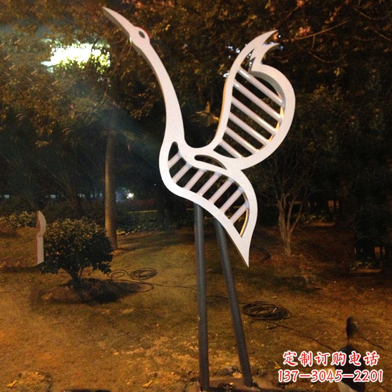 太原仙鹤雕塑精美的不锈钢制作