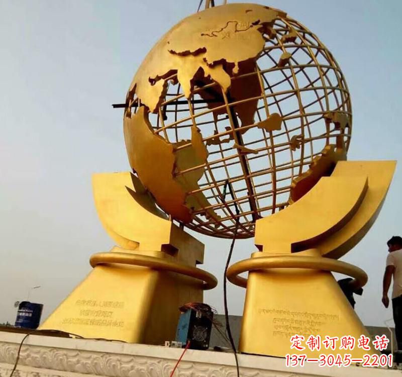 太原不锈钢地球仪镂空雕塑以艺术展示地球的美