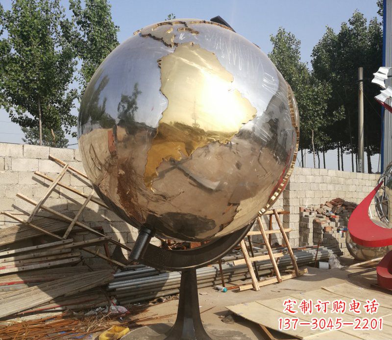 太原不锈钢地球仪校园中的精美雕塑