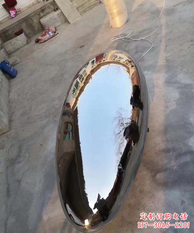 太原不锈钢水滴雕塑一种美观耐用的艺术品