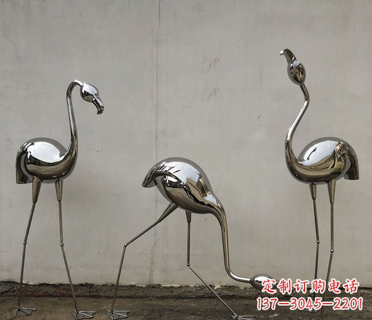 太原不锈钢锻造的火烈鸟雕塑