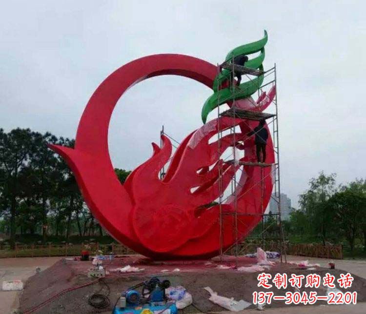 太原不锈钢凤凰雕塑精美而又神秘