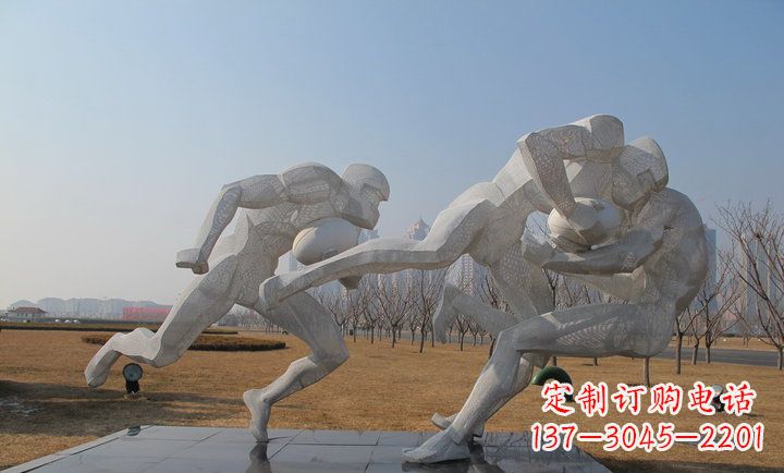 太原橄榄球雕塑纪念精神
