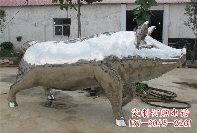 太原不锈钢公园动物猪雕塑精美雕塑展现完美美学