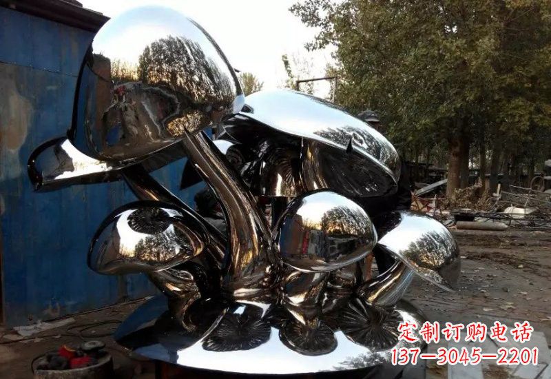 太原不锈钢公园蘑菇雕塑