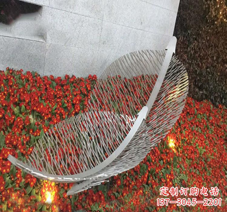 太原不锈钢公园镂空树叶雕塑——精致艺术品
