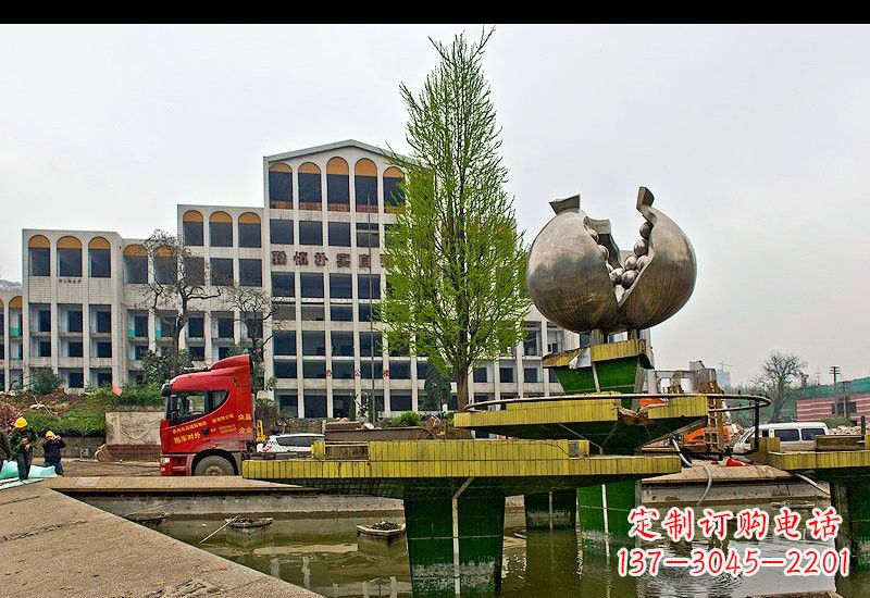 太原不锈钢石榴雕塑灿烂的艺术之美
