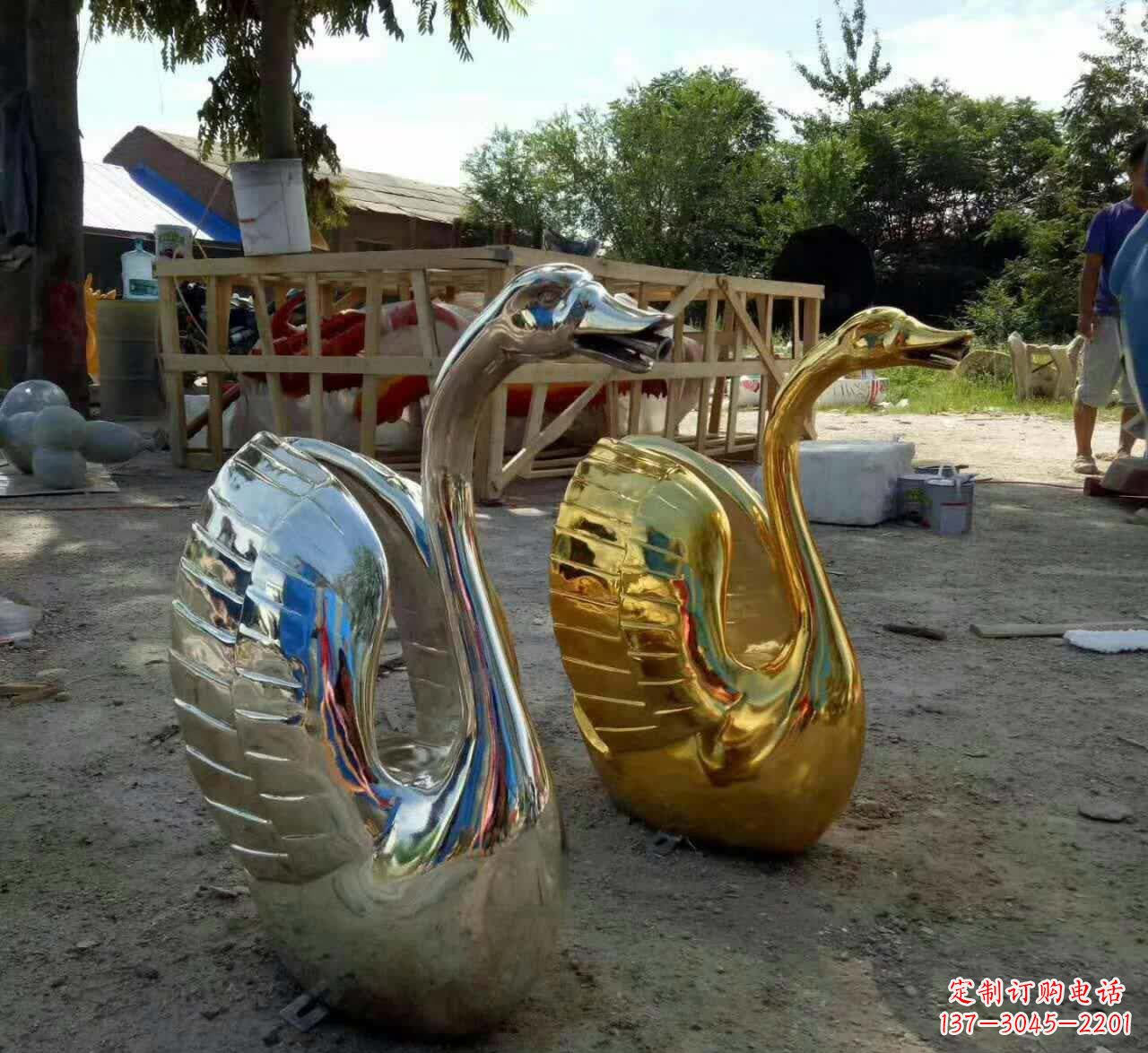 太原不锈钢天鹅雕塑艺术之美