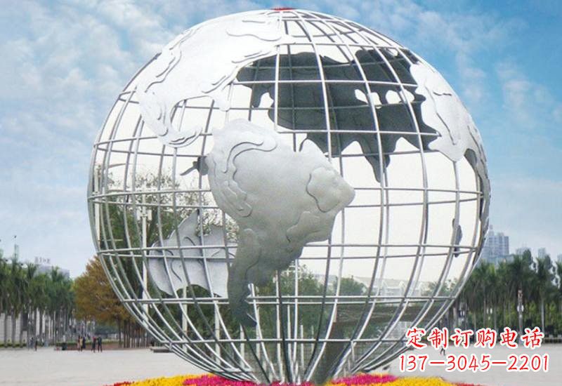 太原不锈钢地球雕塑象征着和平与友谊
