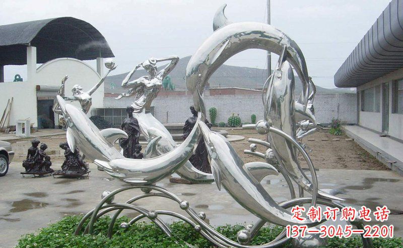 太原不锈钢海豚的灵动嬉戏