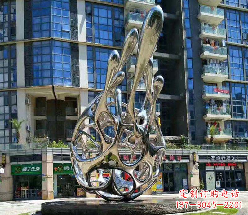 太原不锈钢火龙果雕塑集艺术与自然之美