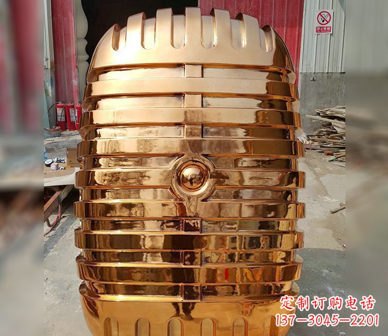 太原精美不锈钢话筒雕塑