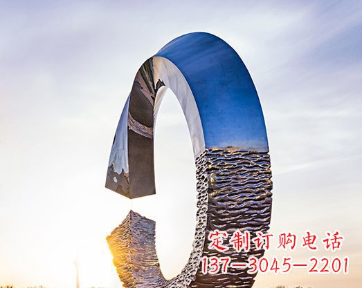 太原不锈钢景观圆环雕塑环绕自然之美