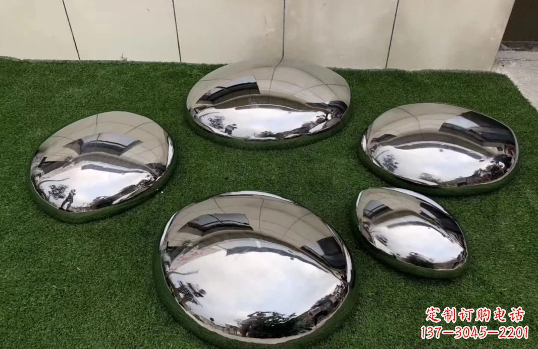 太原精致灵动的不锈钢鹅卵石雕塑