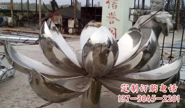 太原不锈钢莲花雕塑精美绝伦