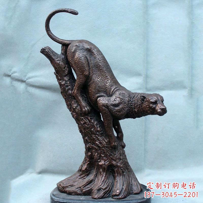 太原不锈钢猎豹雕塑