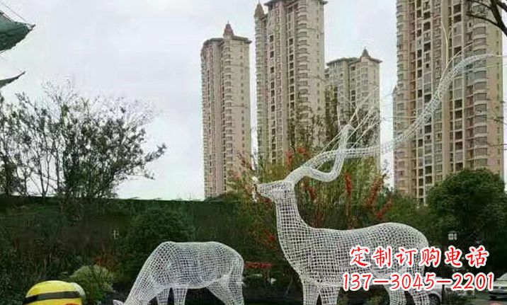 太原不锈钢镂空鹿雕塑精美纯粹的艺术之作