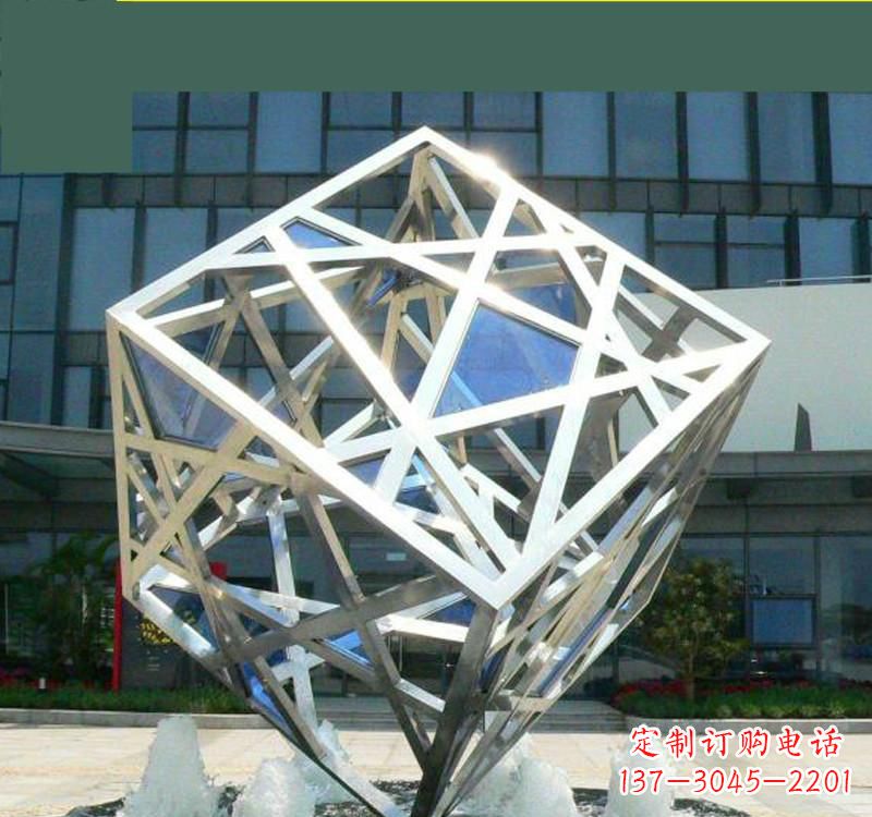 太原不锈钢镂空魔方雕塑艺术与智慧的完美结合