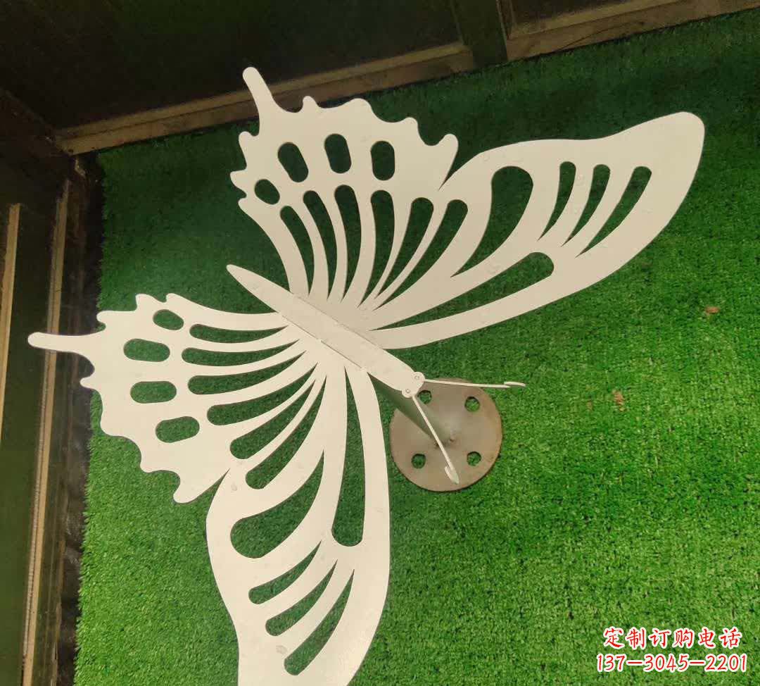 太原不锈钢镂空蝴蝶雕塑灵动翩跹