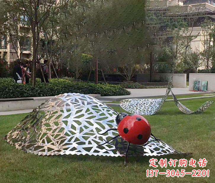 太原不锈钢瓢虫雕塑令人惊叹的艺术之美
