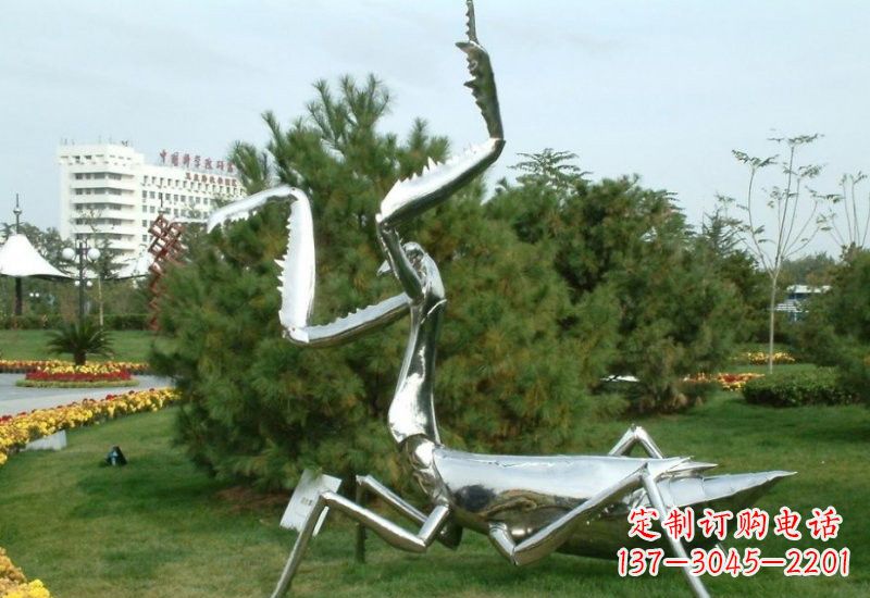 太原不锈钢螳螂雕塑艺术的精美结晶